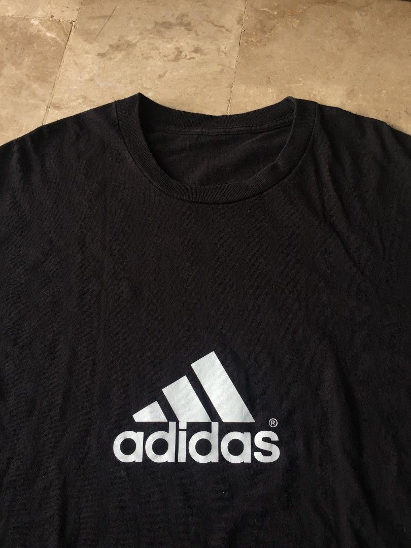 Adidas Crewneck Black Tshirt (Category: Tshirts & Polo Shirts ) located in Naga. Submitted by bonethugz1822 (Listing ID 1467050103, Image 2). Description: Excellent condition Cut tag issue Colorate 9.5/10 From US Bale 400+sf.