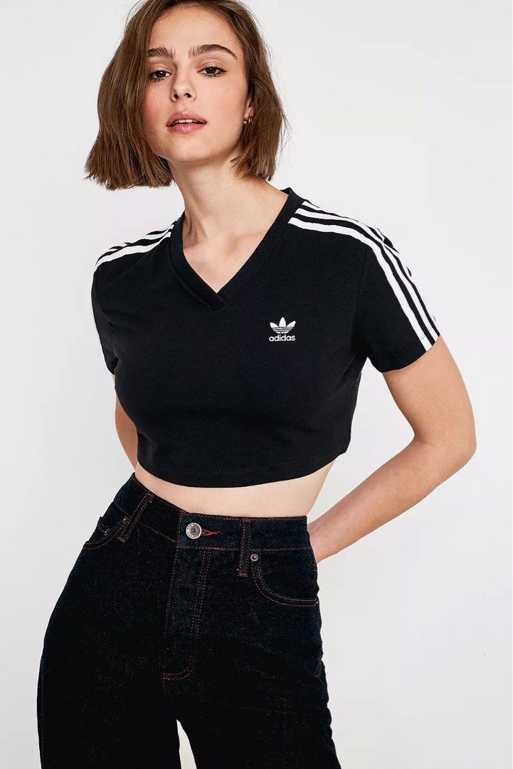 Adidas cropped tshirt (Category: Activewear) located in Pasig City. Submitted by dealwithgia (Listing ID 1467025602, Image 1). Description: strechy fabric small size 8/10 color rate.