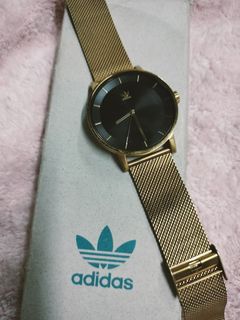 (Category: ) located in . Submitted by cyn.declutters (Listing ID 1467055176, Image 1). Description: .
