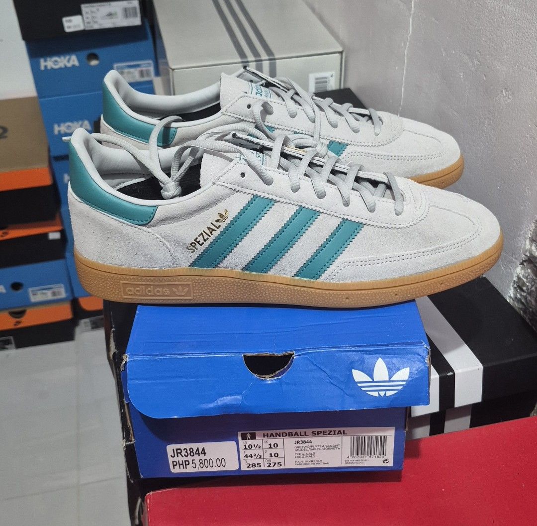 Adidas Handball Spezial (Category: Sneakers) located in Calauan. Submitted by dark_mocha (Listing ID 1467142401, Image 1). Description: WTS Brand New / Legit / with OG box ✅ Adidas Handball Spezial Size: 9.5 | 10.5 US mens Price: 2,800❗ (SRP 5,800) PM me for more details. Meetup: Calauan - Los Banos Laguna Area Shipping (Buyer's expense).