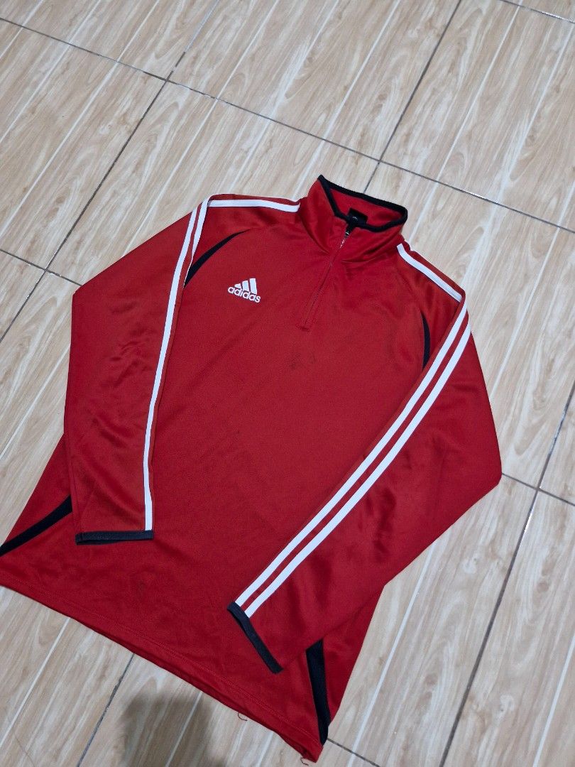 Adidas jersey (Category: Coats, Jackets and Outerwear) located in Antipolo. Submitted by kentoy6666 (Listing ID 1467133195, Image 3). Description: .