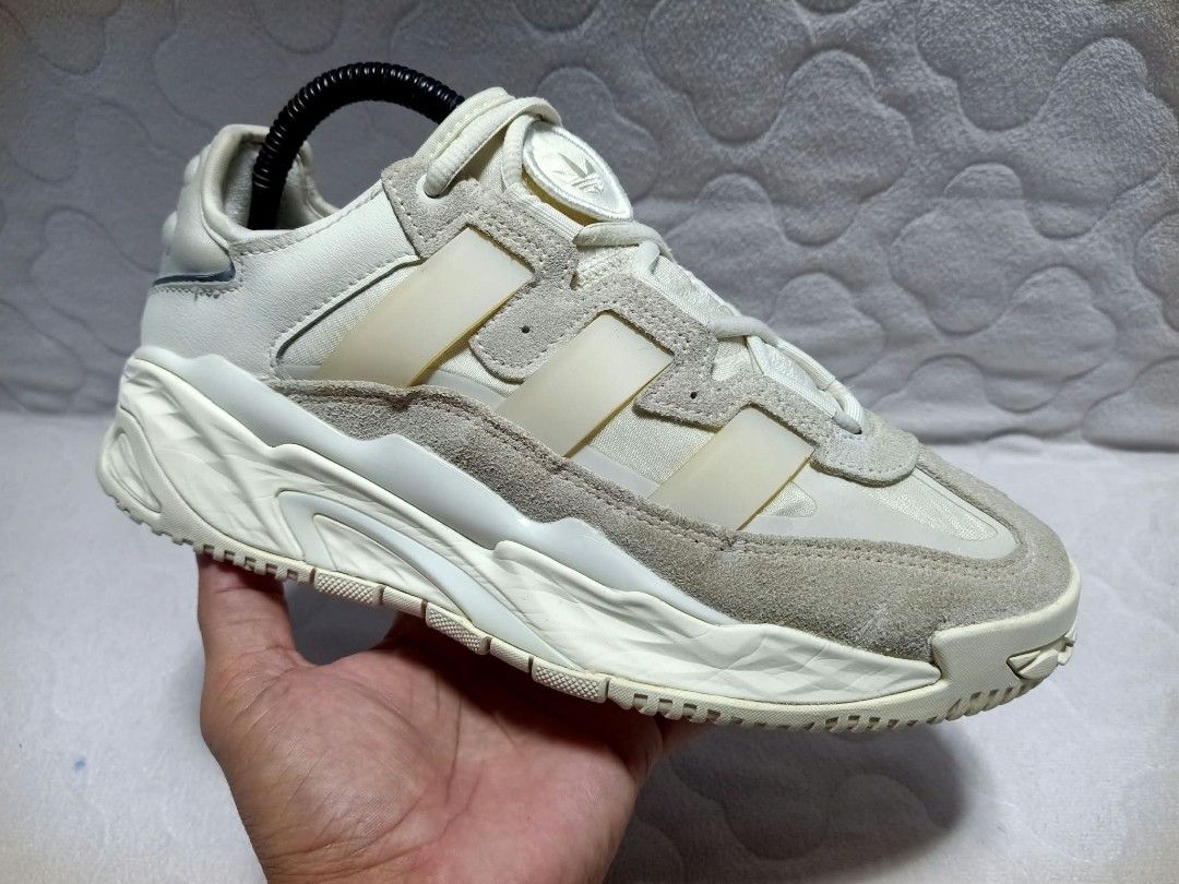 ADIDAS NITEBALL🔥 (Category: Sneakers) located in Mandaue City. Submitted by ungriaprelovedshoes (Listing ID 1467127929, Image 2). Description: ORIGINAL 💯 PRELOVED , SECONDHAND👟 ADIDAS NITEBALL🔥 US SIZE 7 WOMEN EUR SIZE 38⅔ 24CM EXCELLENT CONDITION 800 ONLY‼️ CLICK THE PICTURE FOR DETAILS CAN SHIP NATIONWIDE PAYMENT FIRST KUNG SHIPPING PARA PANATAG KAYU PWEDE VIDEO CALL OR VOUCH NYU PO AKU 📌 PERO PWEDE COD KUNG CEBU AREA MESSAGE ME FOR MORE D