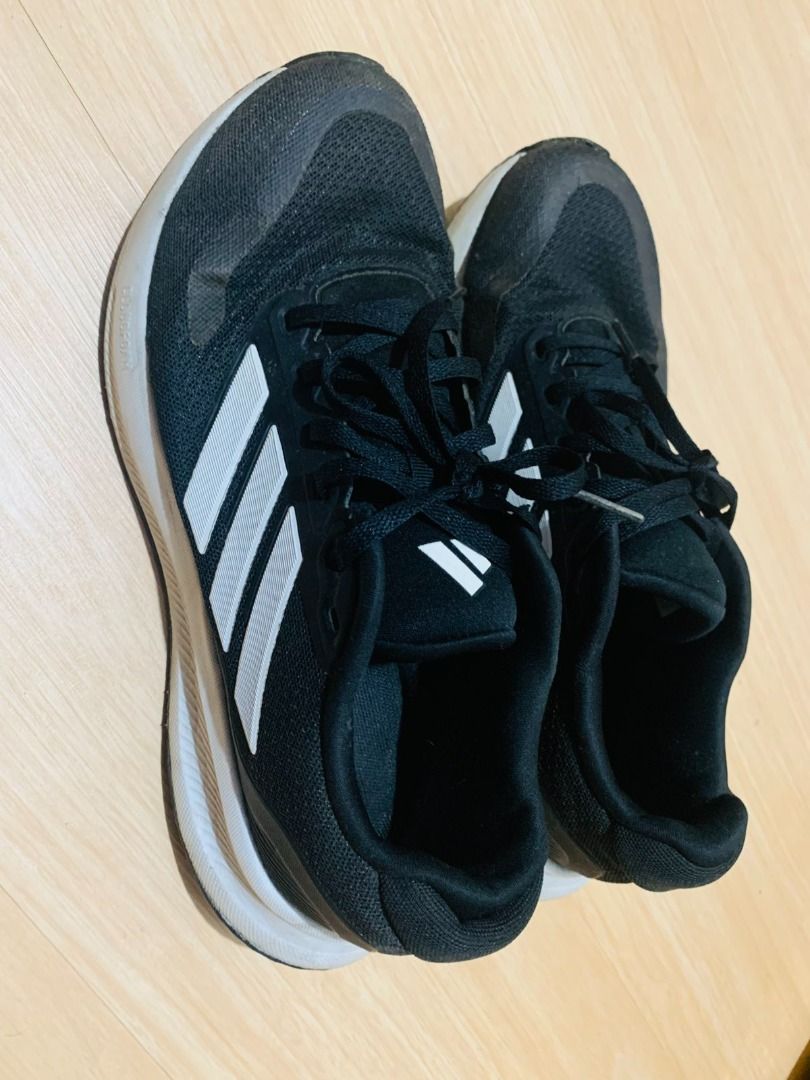 Adidas Original Size US 7 / EU 37-38 (Category: Sneakers) located in Santa Rosa. Submitted by missgranny (Listing ID 1467049899, Image 2). Description: Not needed anymore.