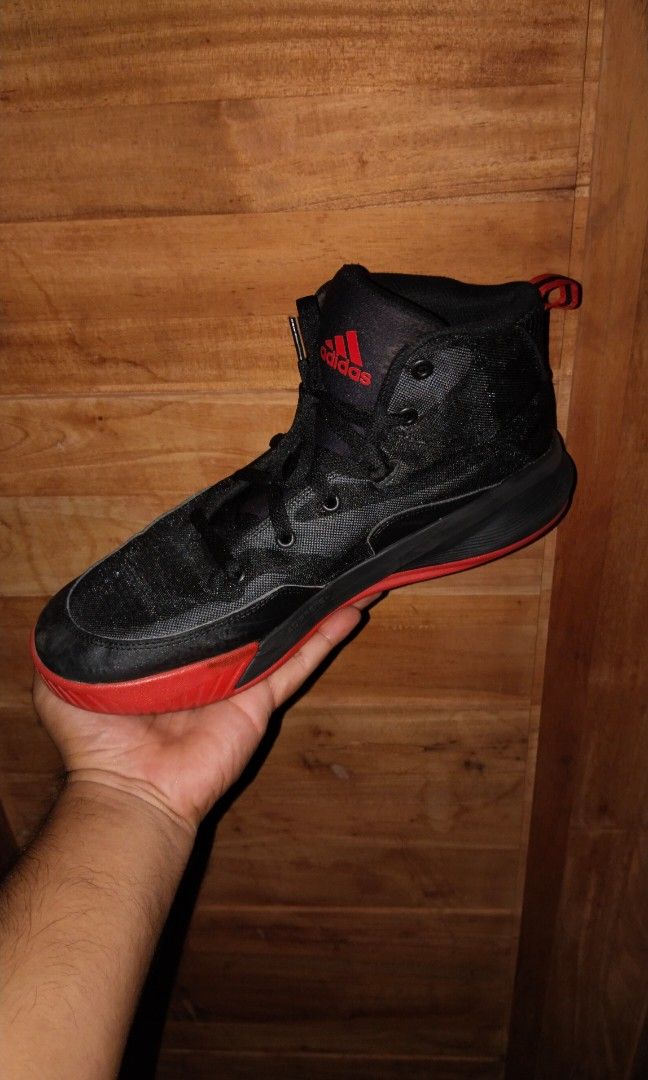 Adidas OwnTheGame 'BREDS' (Category: Sneakers) located in Virac. Submitted by bigbenplaysthriftedshoes (Listing ID 1467164530, Image 2). Description: .