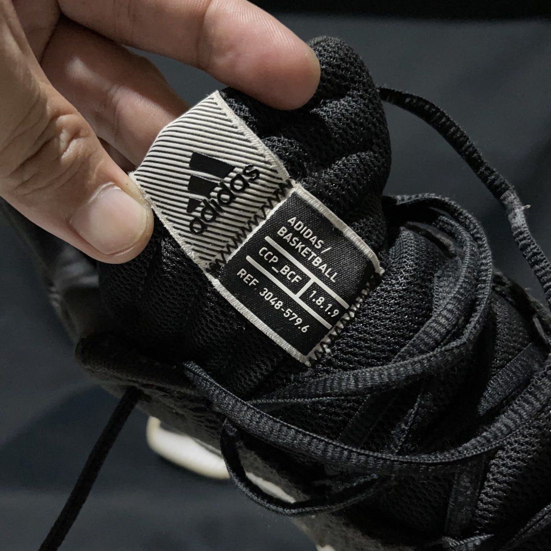 Adidas Pro Bounce 2018 Low Core Black US 7.5 (Category: Sneakers) located in Bulacan. Submitted by ogieeee (Listing ID 1467116209, Image 2). Description: - Brand/Model: Adidas Pro Bounce 2018 - Colorway: Core Black and White - Size: Men US 7.5 / EUR 40.5 / CM 25.5 - Upper: Breathable mesh construction - Cushioning: Signature bounce midsole for comfort - Outsole: Traction pattern for solid court grip - Condition: Normal wear on soles and uppers fr