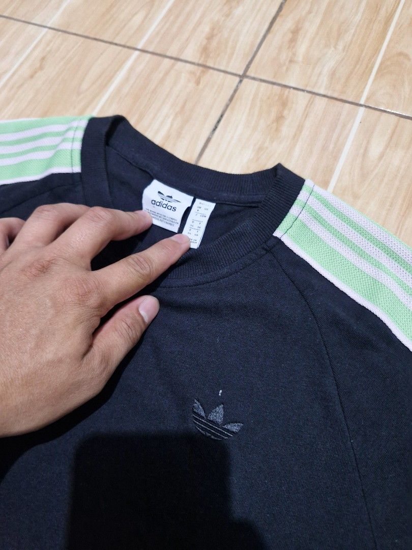 Adidas tee (Category: Tshirts & Polo Shirts ) located in Antipolo. Submitted by kentoy6666 (Listing ID 1467134361, Image 3). Description: .