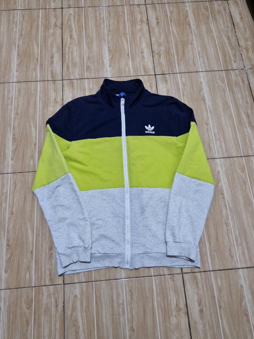 Adidas tri color jacket (Category: Coats, Jackets and Outerwear) located in Antipolo. Submitted by kentoy6666 (Listing ID 1467132527, Image 1). Description: .