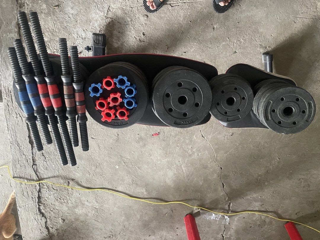 ADJUSTABLE BENCH PRESS AND 52kg TOTAL DUMBBELL PLATES (Category: Weights & Dumbbells) located in Cavite. Submitted by gabriel20022006 (Listing ID 1467006874, Image 2). Description: 8 pcs 3kg plates 4 pcs 2.5kg plates 8 pcs 1.25kg plates (di lang nasama yung apat sa pic) 8 pcs 1kg plates 2 pcs long dumbbell rod 4 pcs short dumbbell rod 9 pcs dumbbell screws nego location sahud ulan tanza cavite for pickup only sa malalayo free deliver around nearb