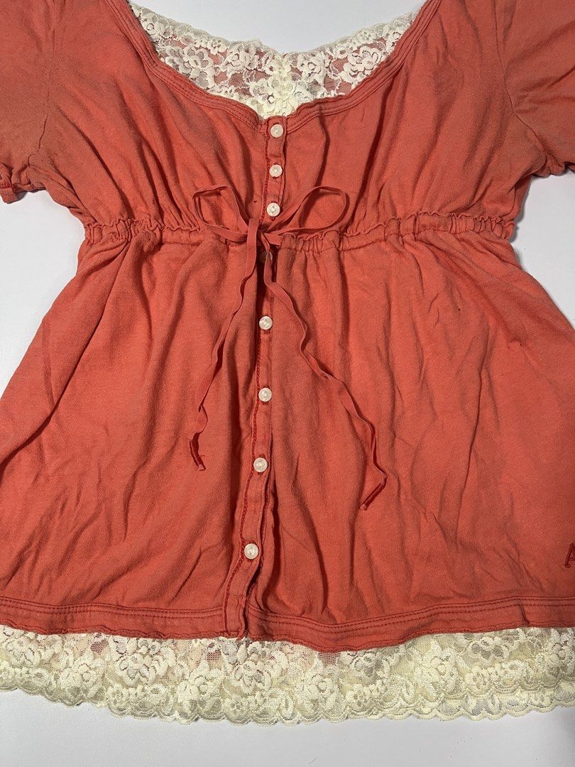 Aeropostale Babydoll Top (Category: Blouses) located in Manila. Submitted by kerlythreads (Listing ID 1460731577, Image 2). Description: xl inner not included issue pinholes & signs of usage (see slides).