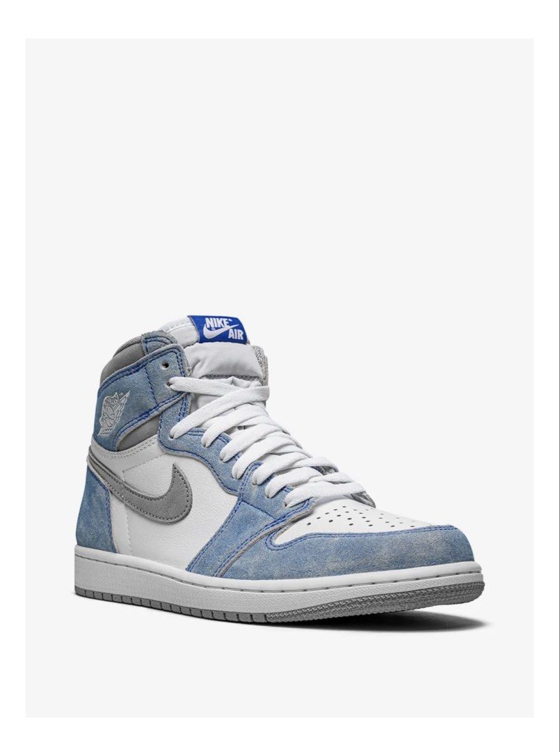 Air Jordan 1 Retro High OG Hyper Royal (Category: Sneakers) located in Angeles City. Submitted by gillian_a (Listing ID 1467036773, Image 2). Description: Nike Air Jordan 1 Retro High OG Hyper Royal USA 8 / EU 41 / UK 7 Lightly used with a few dirt marks Bought years ago SRP on Farfetch: $243.