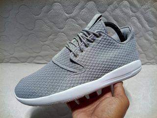 (Category: ) located in . Submitted by ungriaprelovedshoes (Listing ID 1467127059, Image 1). Description: .