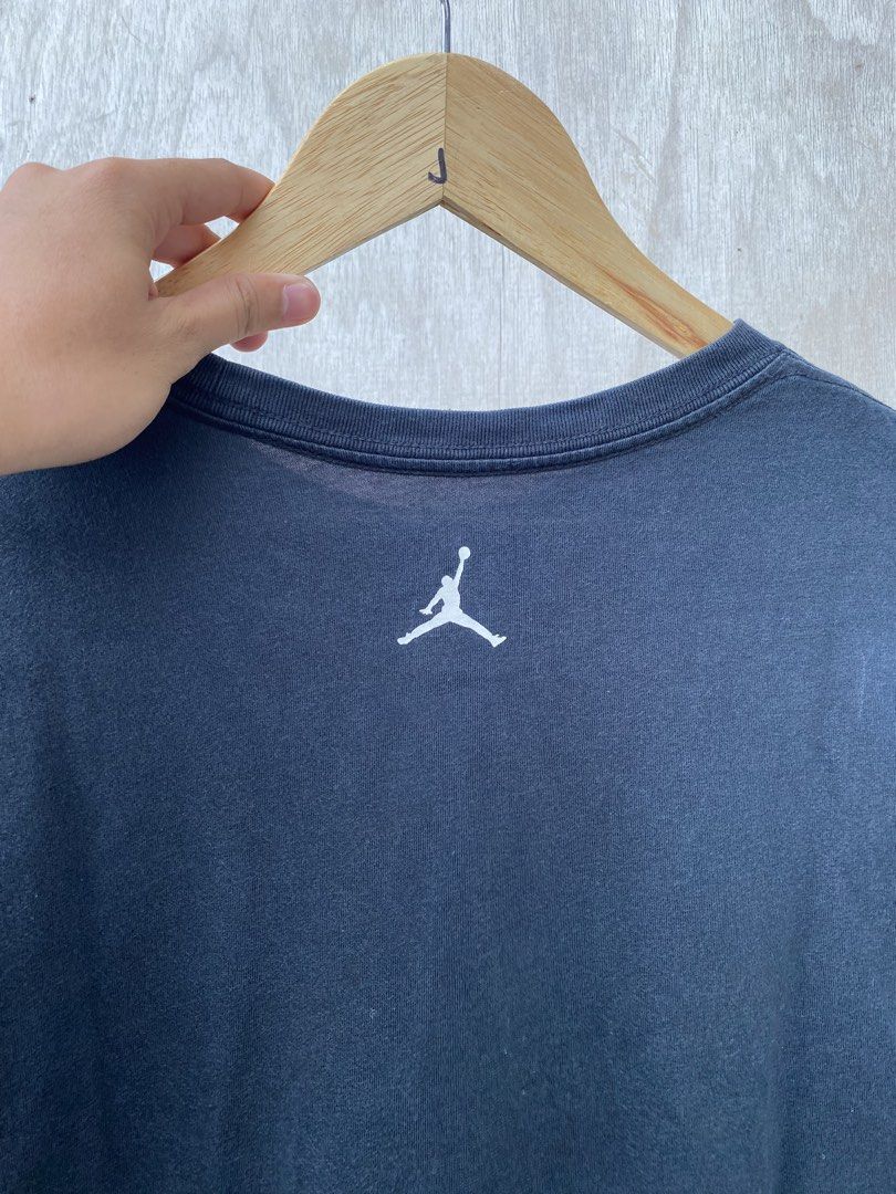 AIR JORDAN “the last shot” (Category: Tshirts & Polo Shirts ) located in Bantayan. Submitted by resuscitate.ph (Listing ID 1467016836, Image 3). Description: AIR JORDAN “the last shot” Medium.