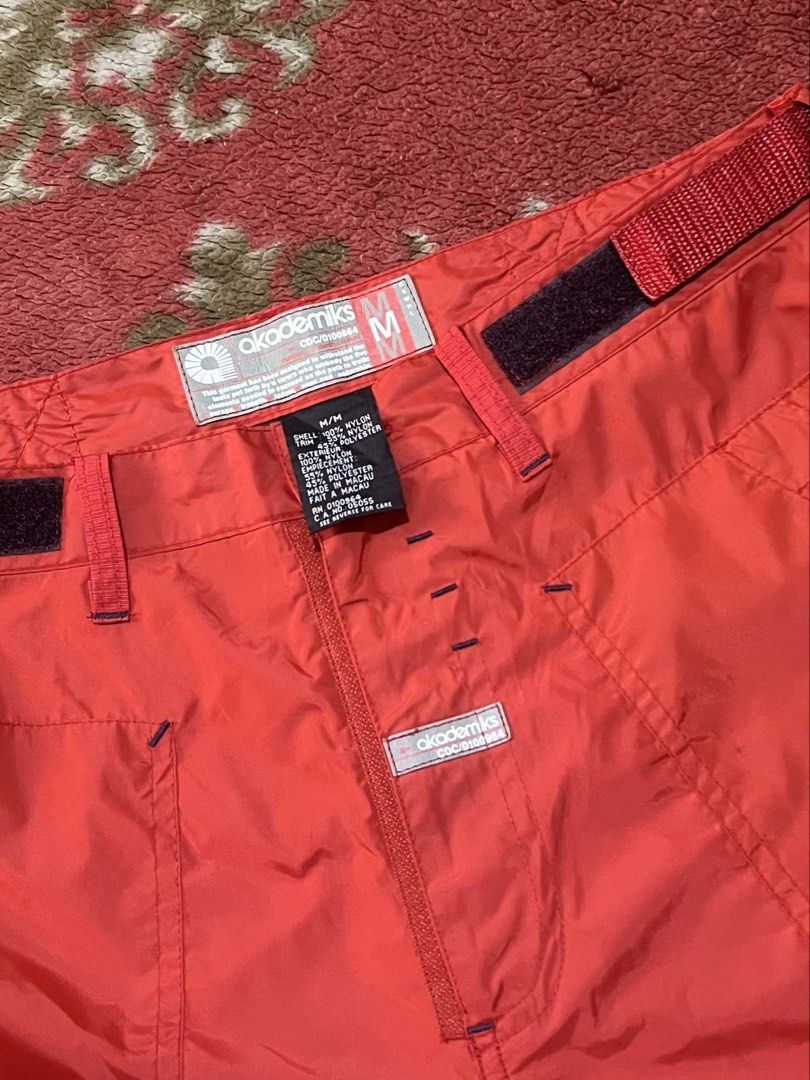 AKADEMIKS (Category: Activewear) located in Manila. Submitted by classicthrift_ph (Listing ID 1467008584, Image 3). Description: AKADEMIKS TRACK PANTS✨ TASLAN✨ 📍DIMENSION! • WIDTH: 32x34 • LENGTH: 34 • LEG O: 9 .