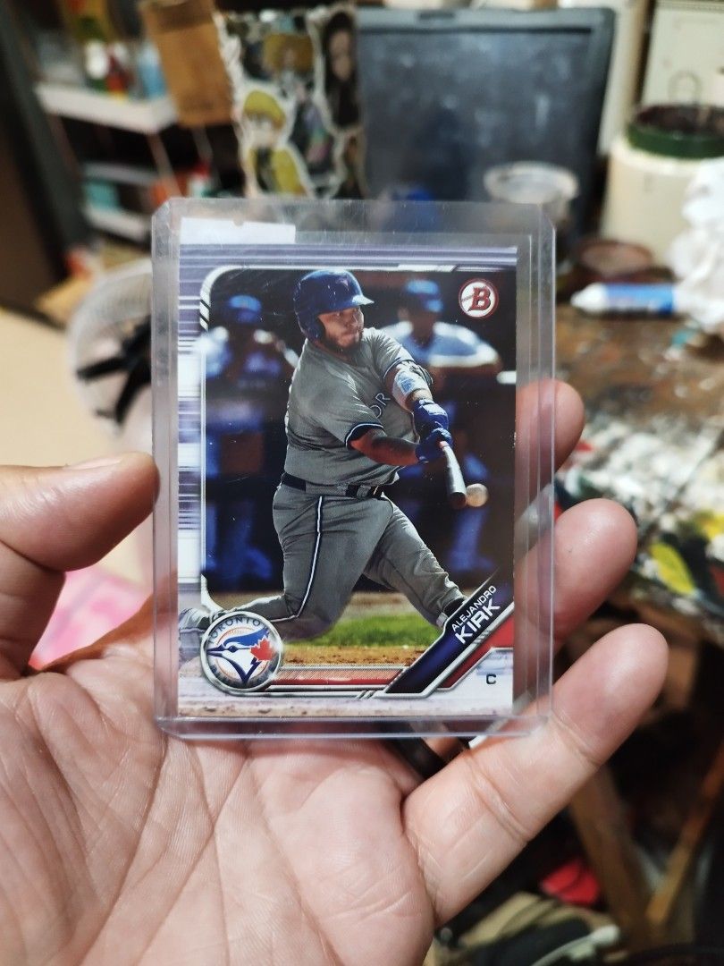 Alejandro Kirk Card Baseball (Category: Raw Singles) located in Bacoor. Submitted by bigdaddy1027 (Listing ID 1466994959, Image 1). Description: .