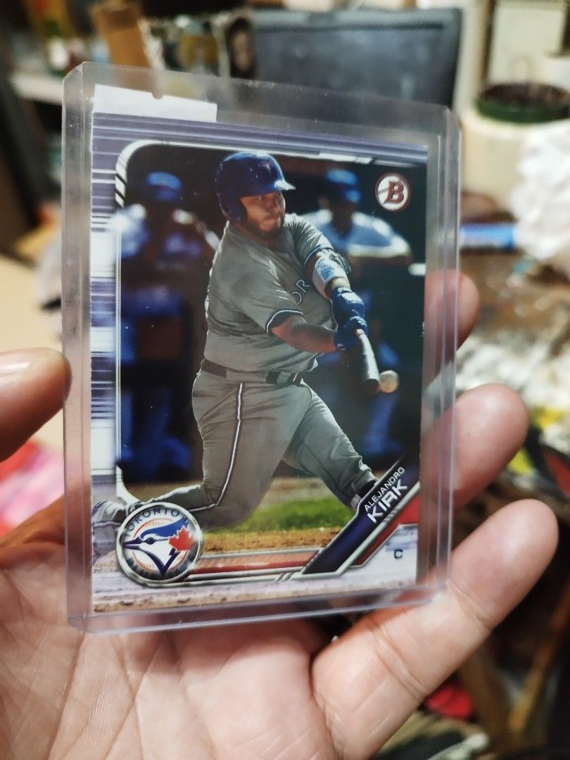 Alejandro Kirk Card Baseball (Category: Raw Singles) located in Bacoor. Submitted by bigdaddy1027 (Listing ID 1466994959, Image 2). Description: .