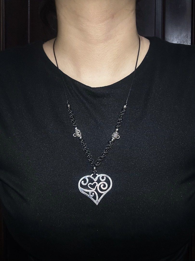 alt steel heart necklace (Category: Necklaces) located in Manila. Submitted by sophialeigh (Listing ID 1467163496, Image 1). Description: - handmade - adjustable 🏷️ alt goth punk grunge y2k vkei accessories jewelry .