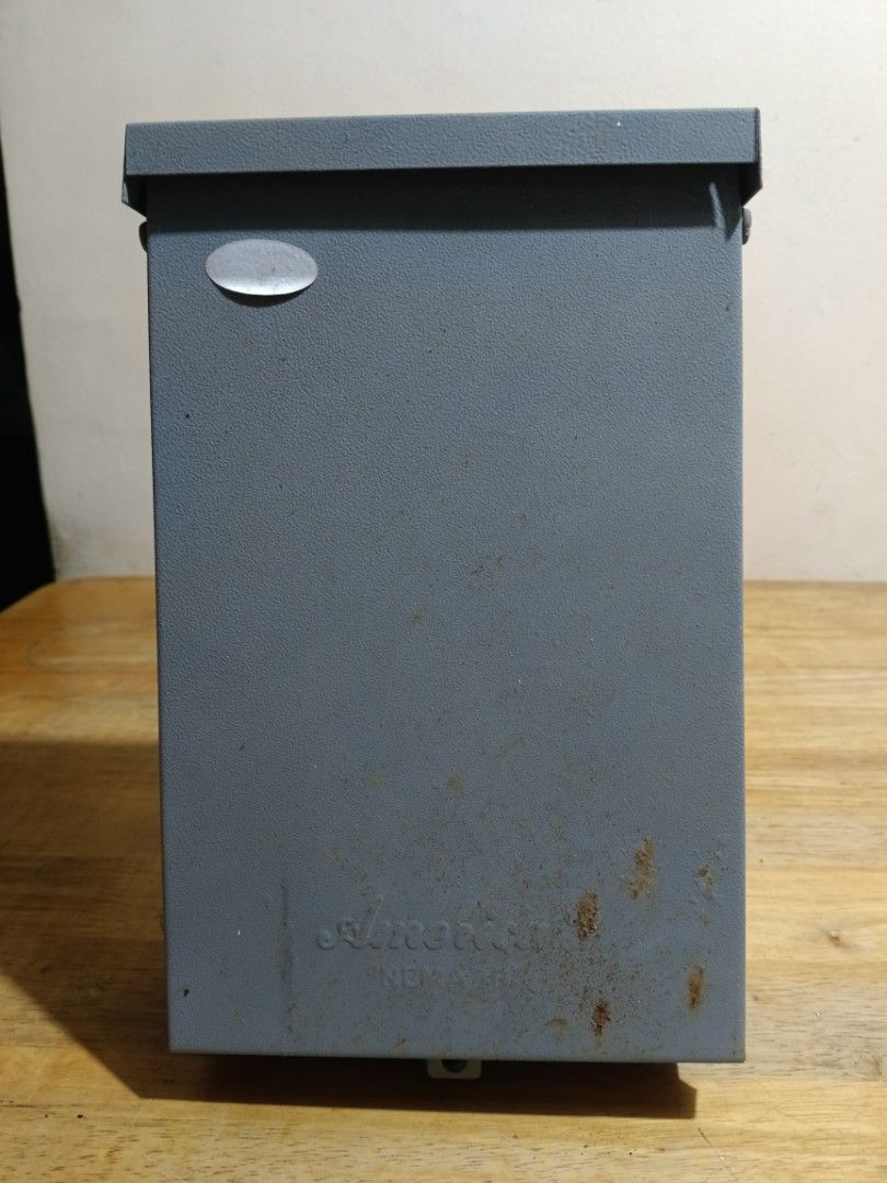 America Nema 3R (Category: Electrical, Adaptors & Sockets) located in Manila. Submitted by gieboy65 (Listing ID 1467009857, Image 1). Description: 3 Pole Bolt - On With 30amp Kotten Circuit Breaker Ready to Use See Photos for References Price 480 pesos Location Brgy Rizal Makati/Taguig MOP Gcash or Cash upon pick up.