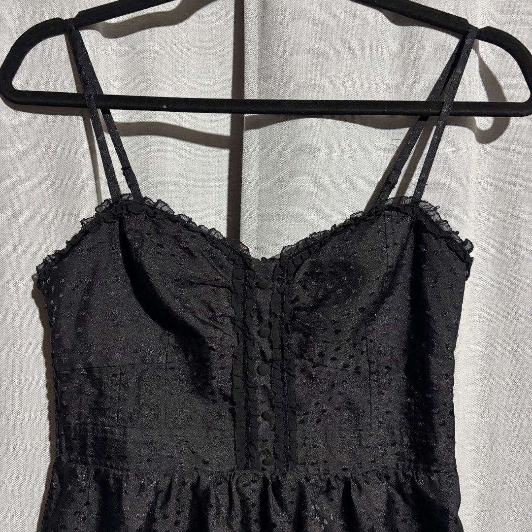 American Eagle Black Sleeveless Dress (Category: Dresses) located in Tanjay. Submitted by febmarie (Listing ID 1467023725, Image 3). Description: 📍 Negros Oriental 📦 J&T — SF c/o buyer .