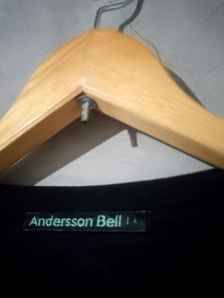 Anderson Bell Authentic Men's Tshirt (Category: Tshirts & Polo Shirts ) located in Manila. Submitted by boldfalcon.38de78 (Listing ID 1466979800, Image 3). Description: Anderson bell Men's Tshirt As new Condition / Like New Size L W -22 ' L -29 10/10 color rate No issue Davao city Gcash payment J&T Courier php 1,200 + sf DM 💌.
