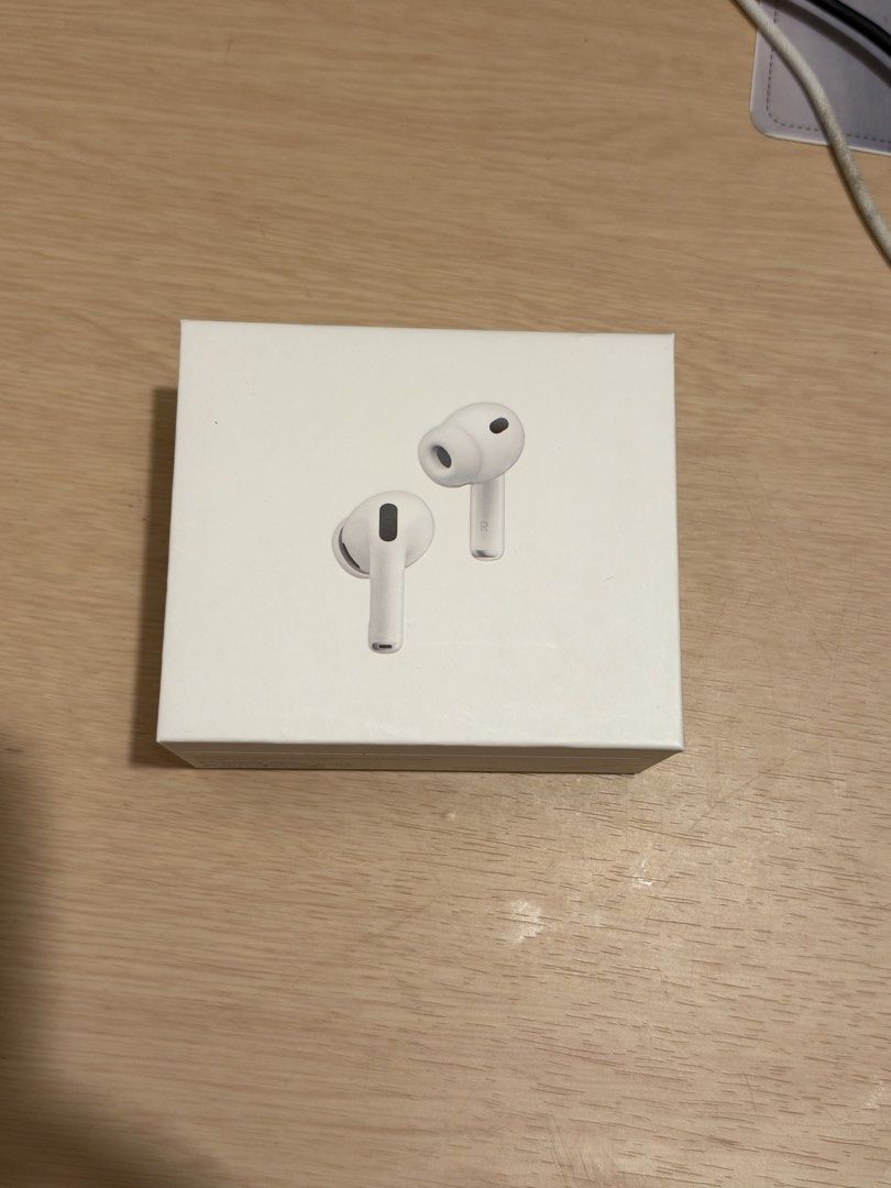 Apple AirPods Pro 3 （分類：耳機）位於 Hong Kong。 由 cheng_gem 提交（商品編號 1467012406，圖片 1）。簡介： 全新（封條未撕） 序號可以官網驗證 有問題可退貨退款 MTR站交收。