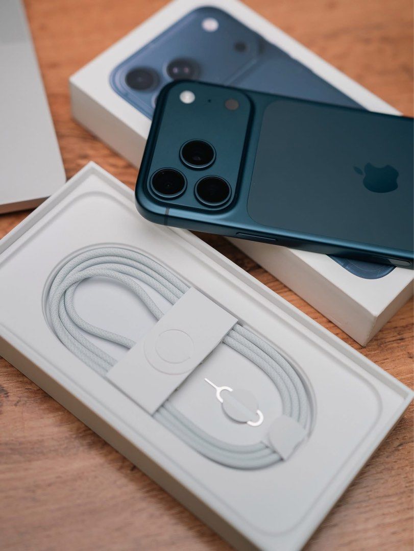 Apple iPhone 17 pro max (Category: iPhone 17 Series) located in Manila. Submitted by silverpenguin_e33771 (Listing ID 1467161208, Image 1). Description: Apple iPhone 17 pro max Brand new mobile Original factory unlocked Sealed packed Comes with bills 256gb storage 100% battery health No dents.