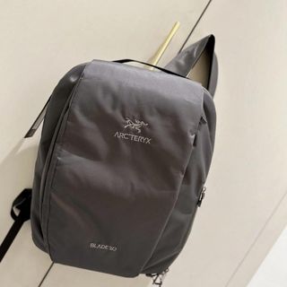 （分類：）位於 。 由 rareearth.3249c4 提交（商品編號 1467160952，圖片 1）。簡介： 。