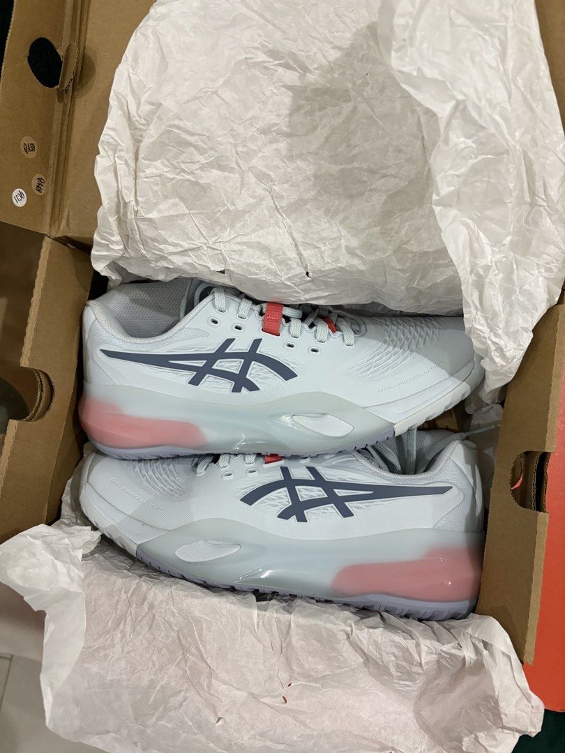 asic gel resolution x 8w (Category: Sneakers) located in Quezon City. Submitted by danahmaniego (Listing ID 1467091224, Image 1). Description: size 8w/25cm 1 stock only qc area check our ig shop: @japshopperph.