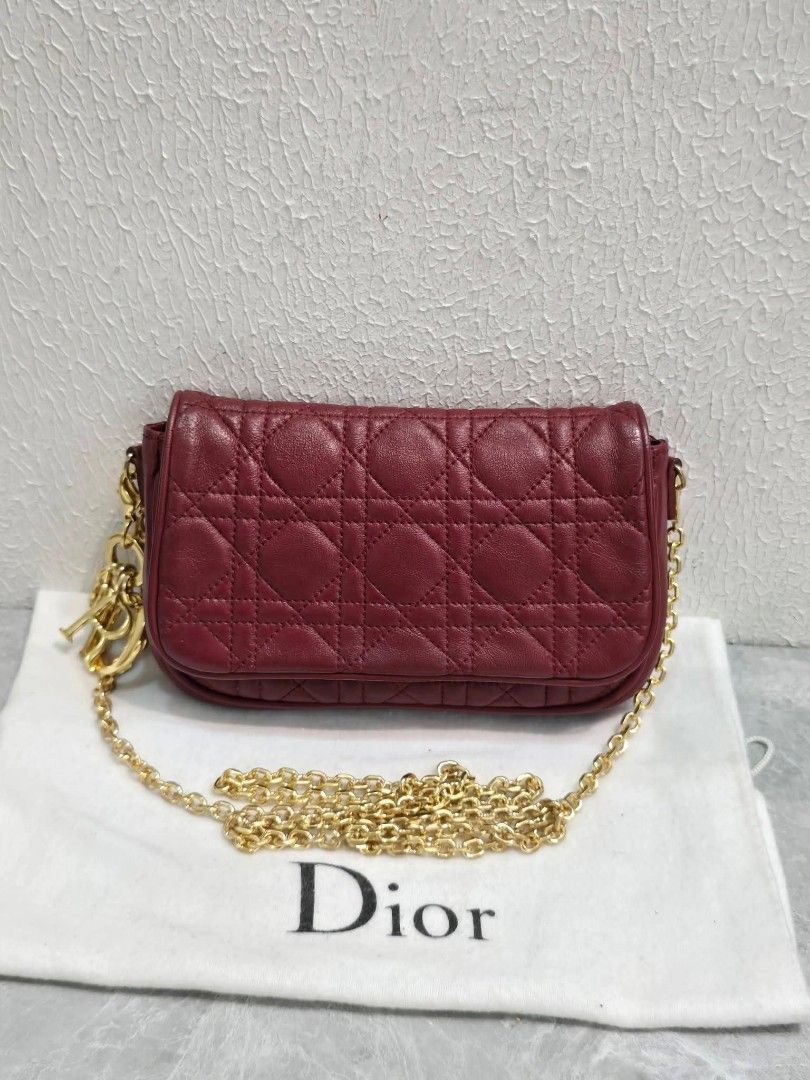 💯auth CDịor 🅿️28009 (Category: Sling Bags) located in Davao. Submitted by luxben (Listing ID 1467050705, Image 3). Description: .