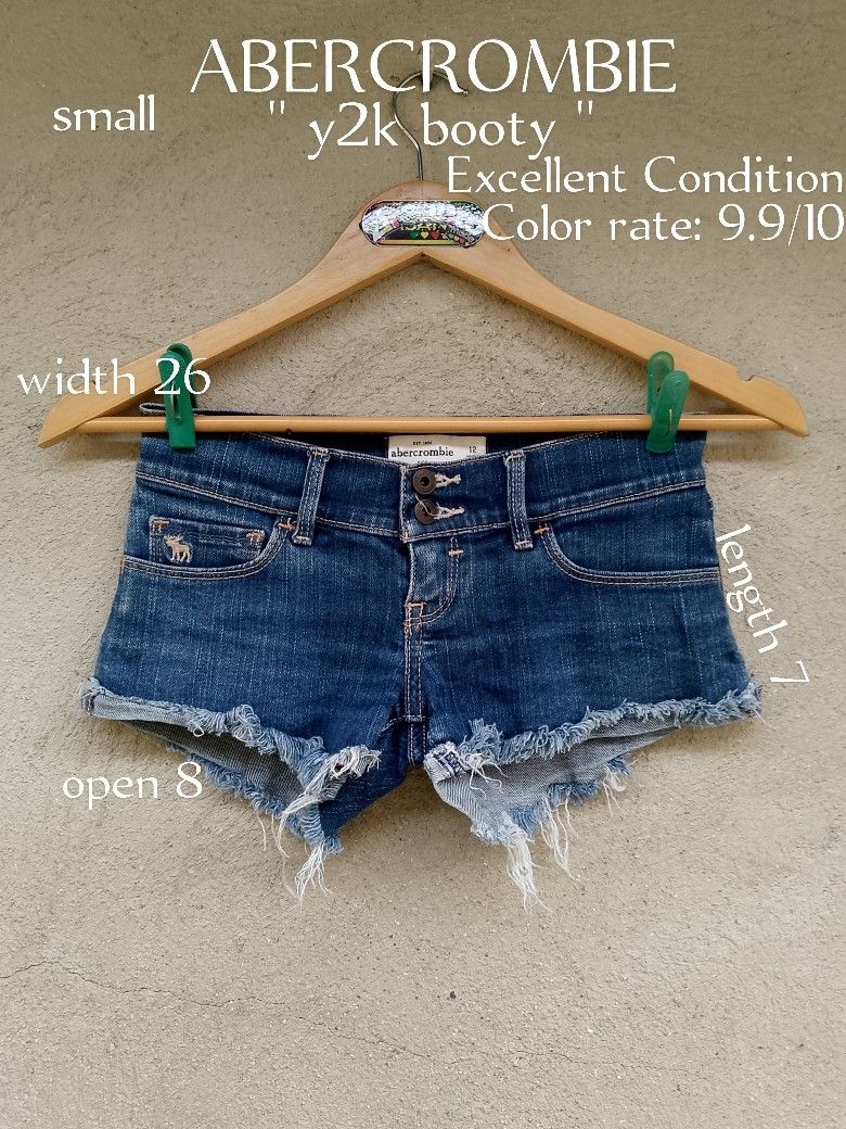 AUTHENTIC! " ABERCROMBIE (y2k booty) WOMEN " (Category: Shorts) located in Danao, Cebu. Submitted by psychypymb40965 (Listing ID 1467143392, Image 1). Description: details are in first photo ‎pm/dm for other details,issues or transactions ‎negotiable! 👊😁 ‎2nd Account Available Shoes, Bags, Sandals, Slippers & more footwear just click the link below 💚👇😁❤️ or follow for update stocks. ‎https://www.carousell.ph/u/azaiahnere02/?t-id=PJuARdaOwh_1