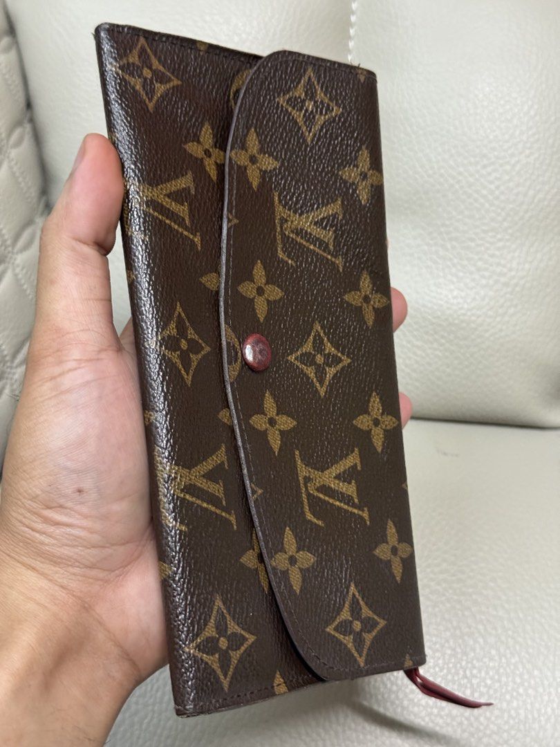 Authentic LV emili wallet (Category: Wallets & Card holders) located in Cagayan de Oro. Submitted by negosyantesibengineer (Listing ID 1467060594, Image 3). Description: .