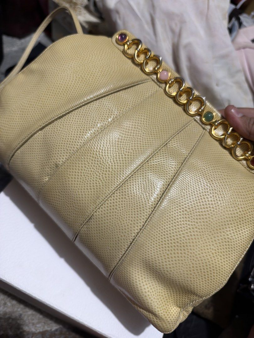Authentic Rare Judith Lieber Lizard jeweled bag (Category: Luxury Bags & Wallets) located in Pasig City. Submitted by balenciaga.couture (Listing ID 1467112768, Image 1). Description: bag only .