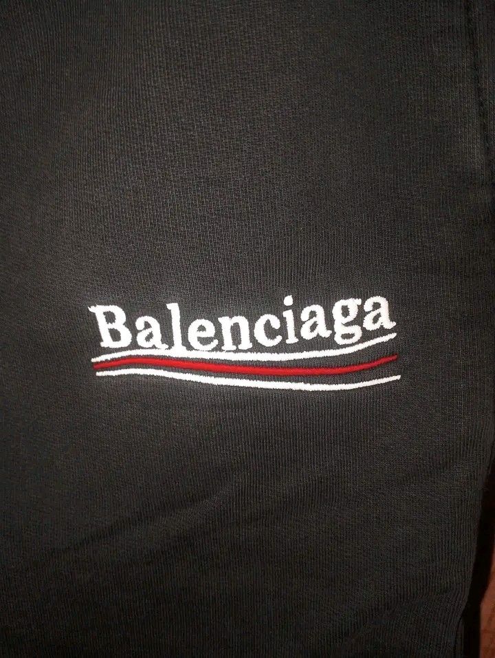 BALENCIAGA (Category: Shorts) located in Taguig. Submitted by clothingselection (Listing ID 1467052912, Image 3). Description: PTPA BALENCIAGA EMBROID DESIGN WIDTH 30-36 LENGTH 18 VERYGOOD CONDITION NID WASH FRESH FROM BALE MEDYO FADE WASHTAG PERO VISIBLE SA ACTUAL.