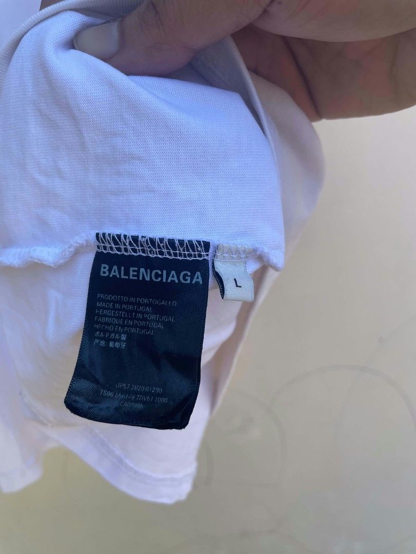 Balenciaga (Category: Activewear) located in Caloocan City. Submitted by tony_montana0421 (Listing ID 1467125810, Image 3). Description: .
