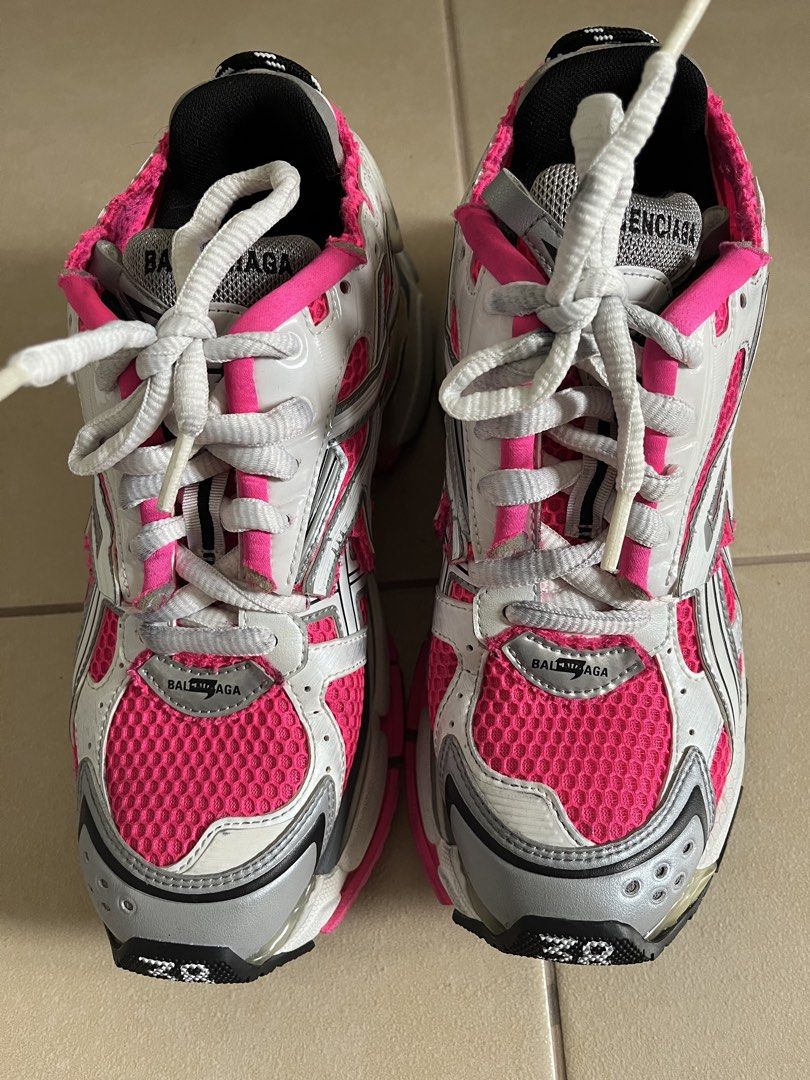 Balenciaga Runner White Pink Size 38 (Category: Sneakers) located in Taguig. Submitted by marenatedchic (Listing ID 1467138959, Image 1). Description: - Brand: Balenciaga - Model: Runner Sneakers.