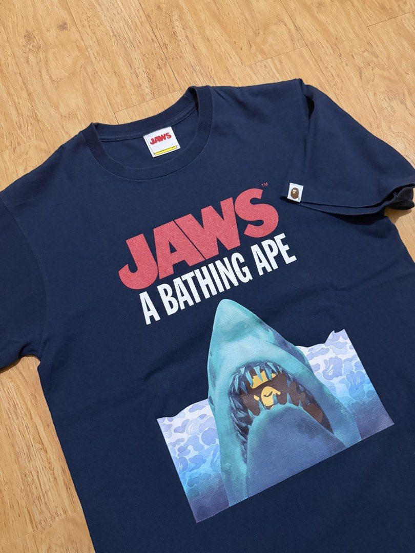 BAPE Jaws Tee (Category: Tshirts & Polo Shirts ) located in Danao, Cebu. Submitted by yunoball (Listing ID 1467081568, Image 2). Description: Size M on tag 19x26 Condition: excellent Issues: none Guaranteed authentic.