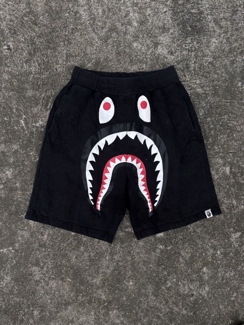 BAPE Shark Sweatshorts Black Size L (Category: Shorts) located in Naga. Submitted by ajrc.shop (Listing ID 1467084892, Image 1). Description: BAPE Shark Sweat Shorts ✅Size: L ✅Width: 28-36 ✅Length: 19.5 ✅Color Rate: 9.5/10 ✅Issue: Nasa pic ✅Need Wash ✅Location: Bicol Naga City, Camarines Sur ✅Courier: J&T Express/Flash Express ✅MOP: Gcash only.