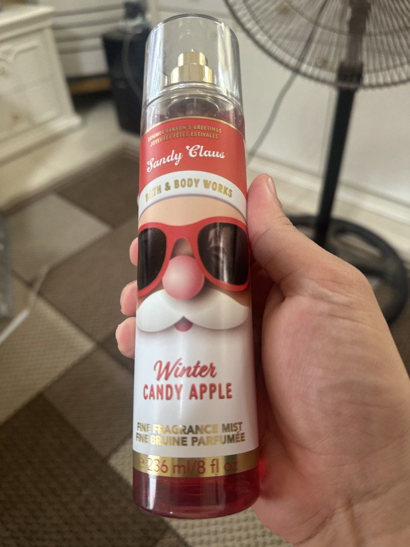 Bath and Body Works Sandy Claus Winter Candy Apple (Category: Fragrance & Deodorants) located in Carmona. Submitted by francisder50014 (Listing ID 1467016018, Image 1). Description: The Bath & Body Works Winter Candy Apple Fine Fragrance Mist (8 fl oz / 236 mL) in the “Sandy Claus” special-edition holiday.