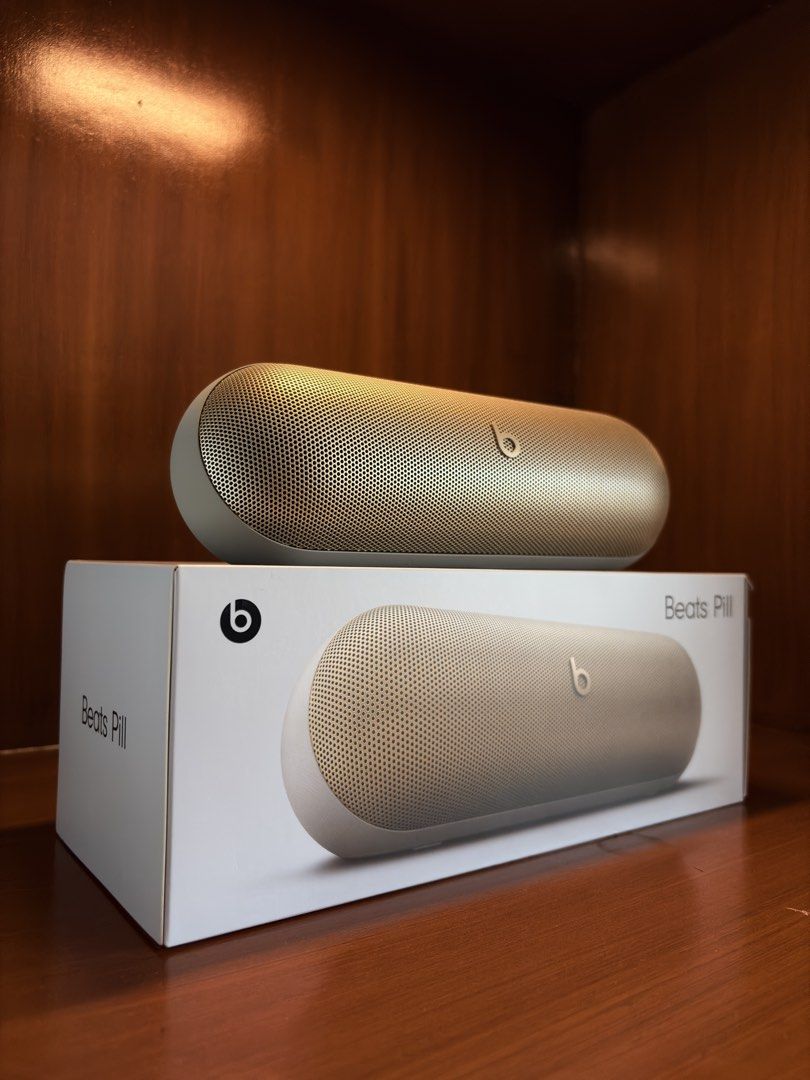 Beats Pill Bluetooth Speaker (Category: Soundbars, Speakers & Amplifiers) located in Manila. Submitted by notcarlow (Listing ID 1467029253, Image 3). Description: Beats Pill Bluetooth Wireless Speaker - Champagne Gold - Complete with box 📍Mandaluyong.