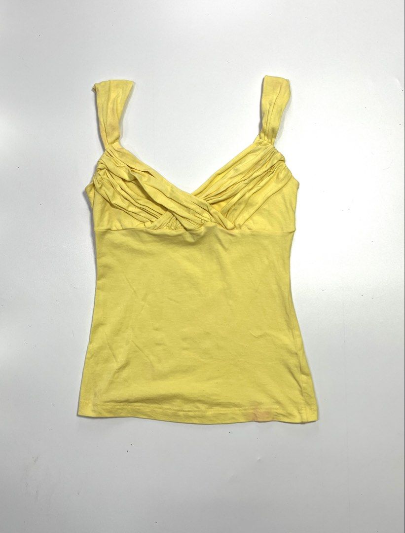 [SOLD] Bebe Top (Category: Sleeveless) located in Manila. Submitted by kerlythreads (Listing ID 1467139583, Image 1). Description: small issue pink color transfer as seen on pictures .