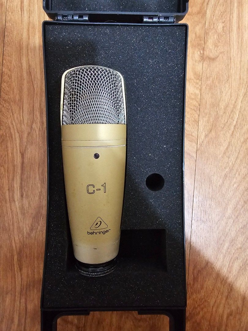 Behringer C-1 Studio Condenser Microphone (Category: Microphones) located in Quezon City. Submitted by findsbydavie (Listing ID 1467143132, Image 1). Description: Bought back in May 2022. Used with care and only for 1 year. Includes original box and a freebie microphone holder. Behringer C-1 studio condenser microphone. Professional quality audio capture for vocals and instruments. Includes original hard carrying case and retail packaging box. Re