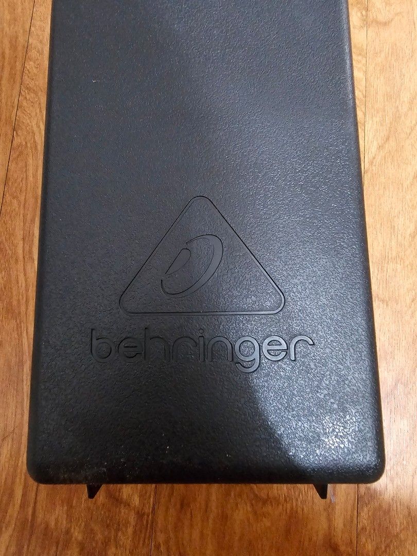 Behringer C-1 Studio Condenser Microphone (Category: Microphones) located in Quezon City. Submitted by findsbydavie (Listing ID 1467143132, Image 2). Description: Bought back in May 2022. Used with care and only for 1 year. Includes original box and a freebie microphone holder. Behringer C-1 studio condenser microphone. Professional quality audio capture for vocals and instruments. Includes original hard carrying case and retail packaging box. Re