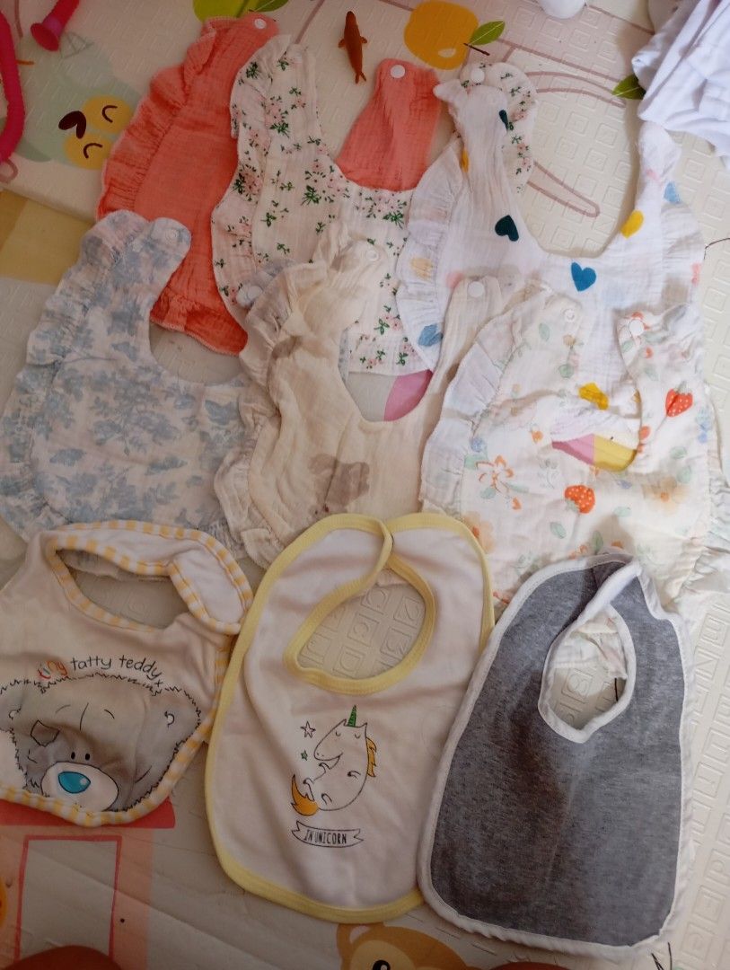 bib for baby take all (Category: Babies & Kids Fashion) located in Binan City. Submitted by gladypie (Listing ID 1466984487, Image 1). Description: take all 9pcs ung 6pcs seldom used only super goods pa yan.