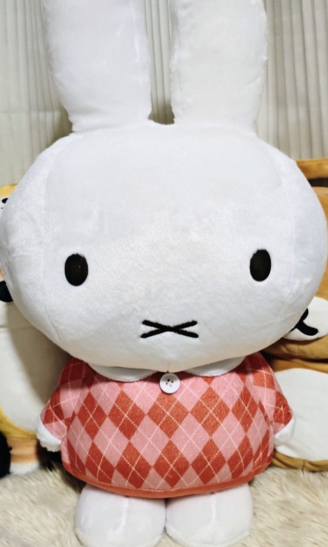 BIG MIFFY (Category: Plushies & Soft Toys) located in Manila. Submitted by yourfavoritethings7 (Listing ID 1467123416, Image 3). Description: Height: 21 inches Face width: 11 inches Hard eyes - color: dark brown Hard feet.