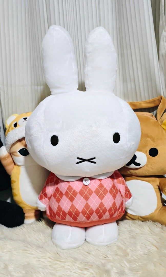 BIG MIFFY (Category: Plushies & Soft Toys) located in Manila. Submitted by yourfavoritethings7 (Listing ID 1467123416, Image 2). Description: Height: 21 inches Face width: 11 inches Hard eyes - color: dark brown Hard feet.