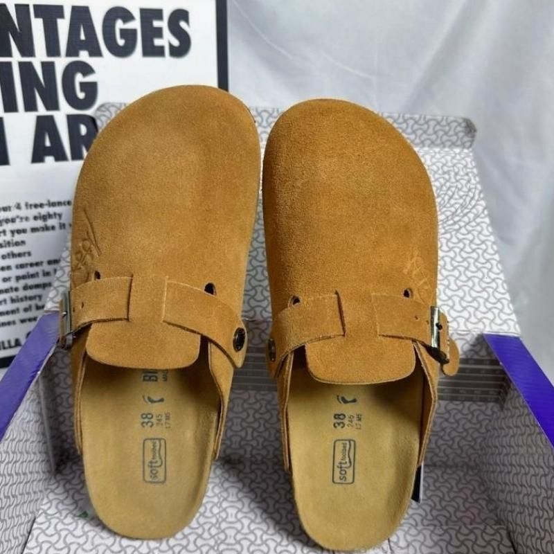 BIRKENSTOCK x Stussy 聯名栗色真牛皮包頭拖鞋涼鞋 35-46碼 （分類：波鞋）位於 Hong Kong。 由 guthrybgra61359 提交（商品編號 1467145748，圖片 8）。簡介： ✅ 尺碼範圍：35-46碼，全尺碼齊全 ✅ 材質：頭層真牛皮打造，質感細膩親膚耐穿 ✅ 購買須知：下單後約5-7天到港，順豐速運包郵直送府上。