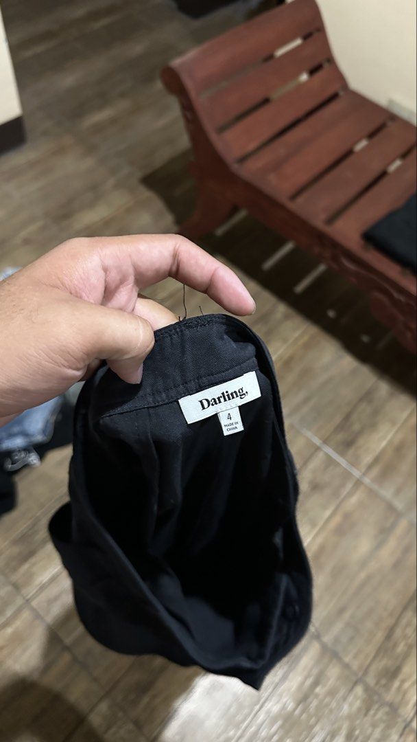 BLACK BARREL PANTS (Category: Chinos) located in Manila. Submitted by urban.vintage (Listing ID 1467040470, Image 2). Description: ISSUEs:NONE (NEED WASH) MOP :GCASH (NO COD) SHIP VIA: LALAMOVE & J&T LOCATION: PASIG CITY LENGTH: 42 WIDTH :28 OPENING : 10.