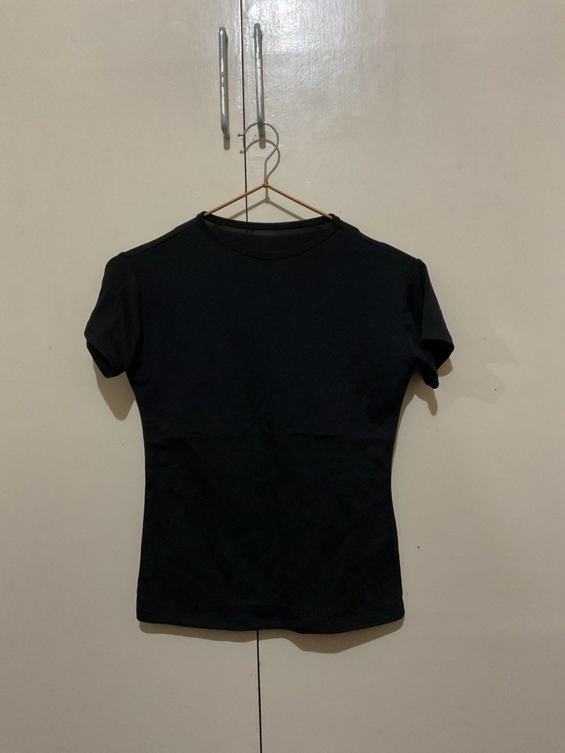 Black double lined shirt (Category: Shirts) located in Makati City. Submitted by style.preloved (Listing ID 1467156612, Image 1). Description: • Never worn, doesn’t fit me • Front is double lined • Fits S-M.