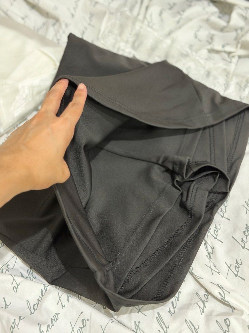 Black Mini Skirt (Category: Skirts) located in Manila. Submitted by sbm_declutters (Listing ID 1456664466, Image 3). Description: - Color: Black - Style: Mini Skirt - Built in shorts underneath - Cut: A-line - Versatility: Easy to pair with any top - Occasions: Suitable for casual or dressy events - Details: Please check photos for close-ups and condition..