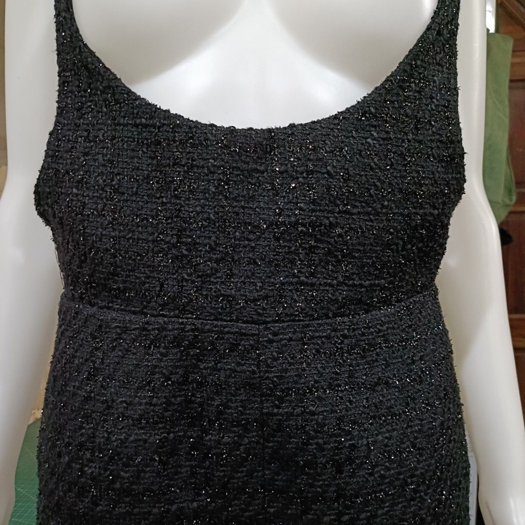 Black Sparkly Tweed Romper Shorts; Small (Category: Rompers) located in Moncada. Submitted by celynn.collection (Listing ID 1467101522, Image 3). Description: ✅ PLEASE READ BEFORE ASKING! 😊 ----------------------------------------------------- 📍LOCATION: Pangasinan, Luzon ----------------------------------------------------- ✅ Clothes are THRIFTED or PRE-LOVED unless stated brand new. ----------------------------------------------------- Brand: