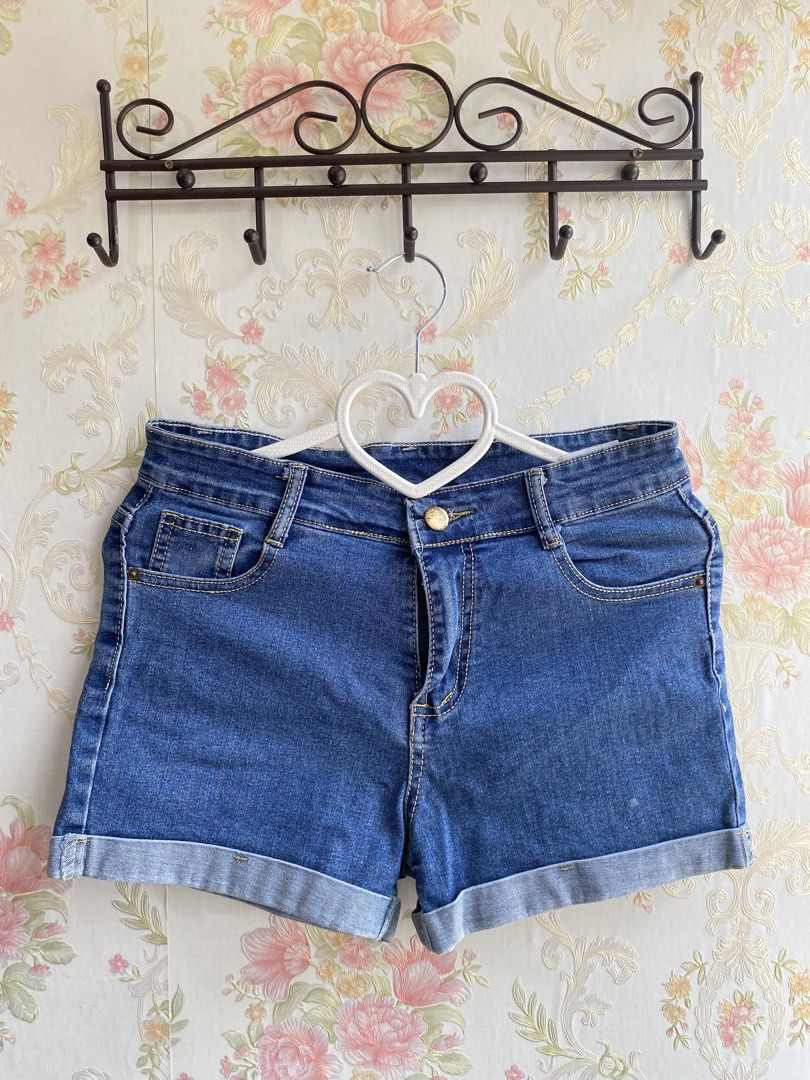 Blue Denim Shorts (Category: Shorts) located in Bulacan. Submitted by str4wberryjj (Listing ID 1467108883, Image 1). Description: - mid waist (size 25-26) - working buttons, zipper & pockets - like newww - super ganda pa.